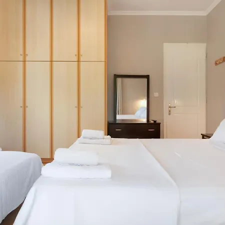 Ruvelis Private Pool Fiolítis