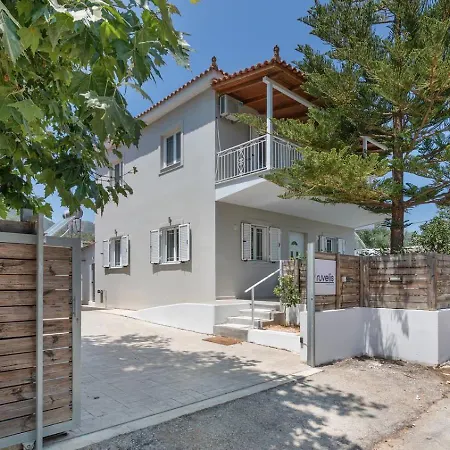 Ruvelis Private Pool *