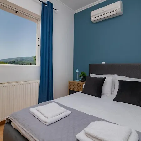 Ruvelis Private Pool Villa