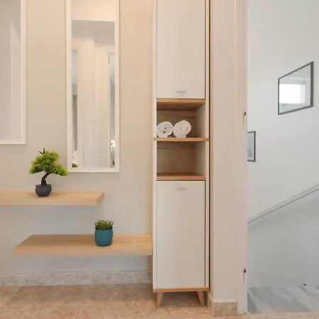 Ruvelis Private Pool *