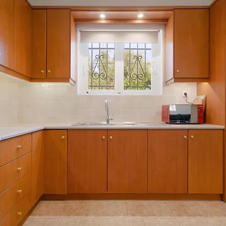 Ruvelis Private Pool Villa *